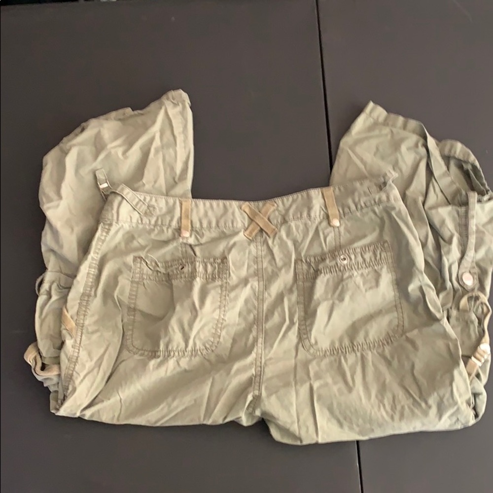 Capris - Picture 2 of 3